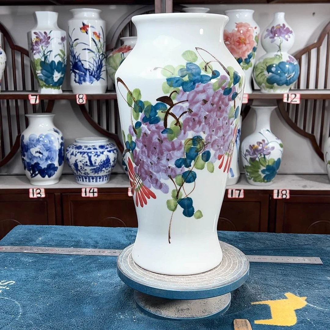 摆件景德镇陶瓷大鱼紫藤