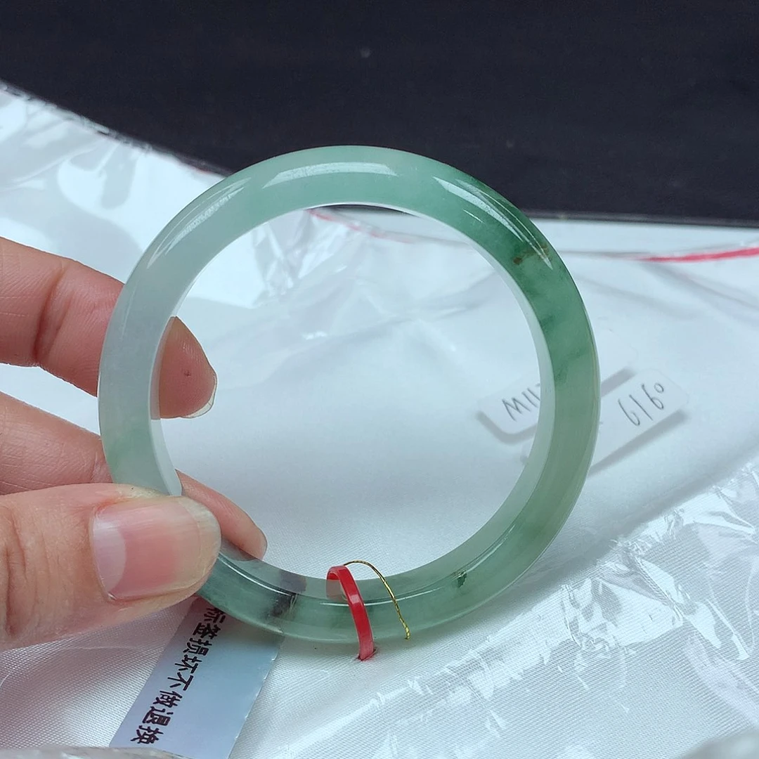 翡翠手镯未镶嵌54圈839