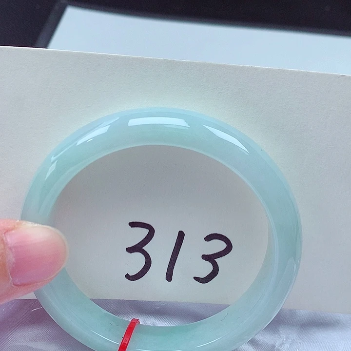 翡翠未镶嵌手镯翡翠