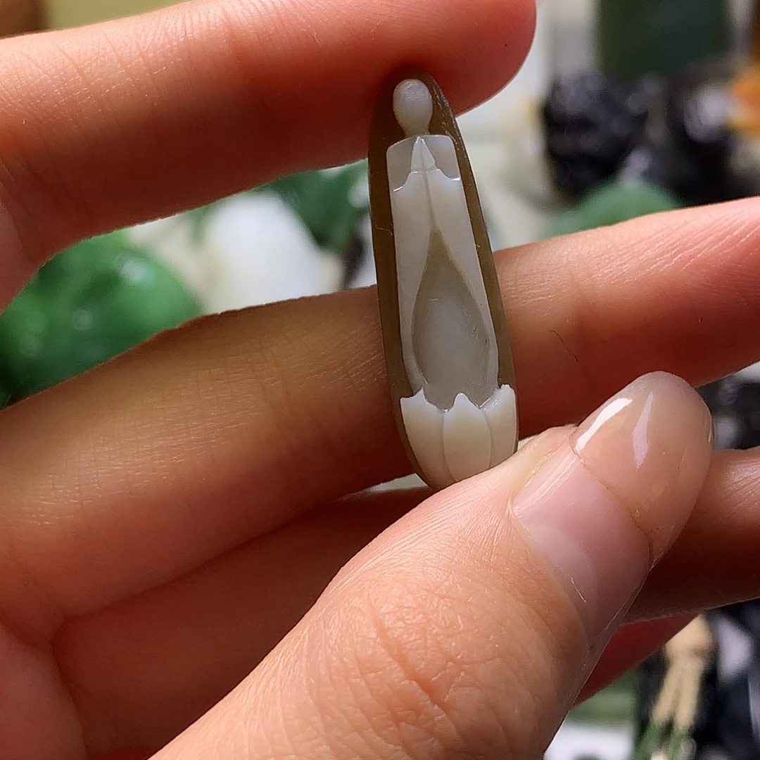 颈饰未镶嵌和田玉