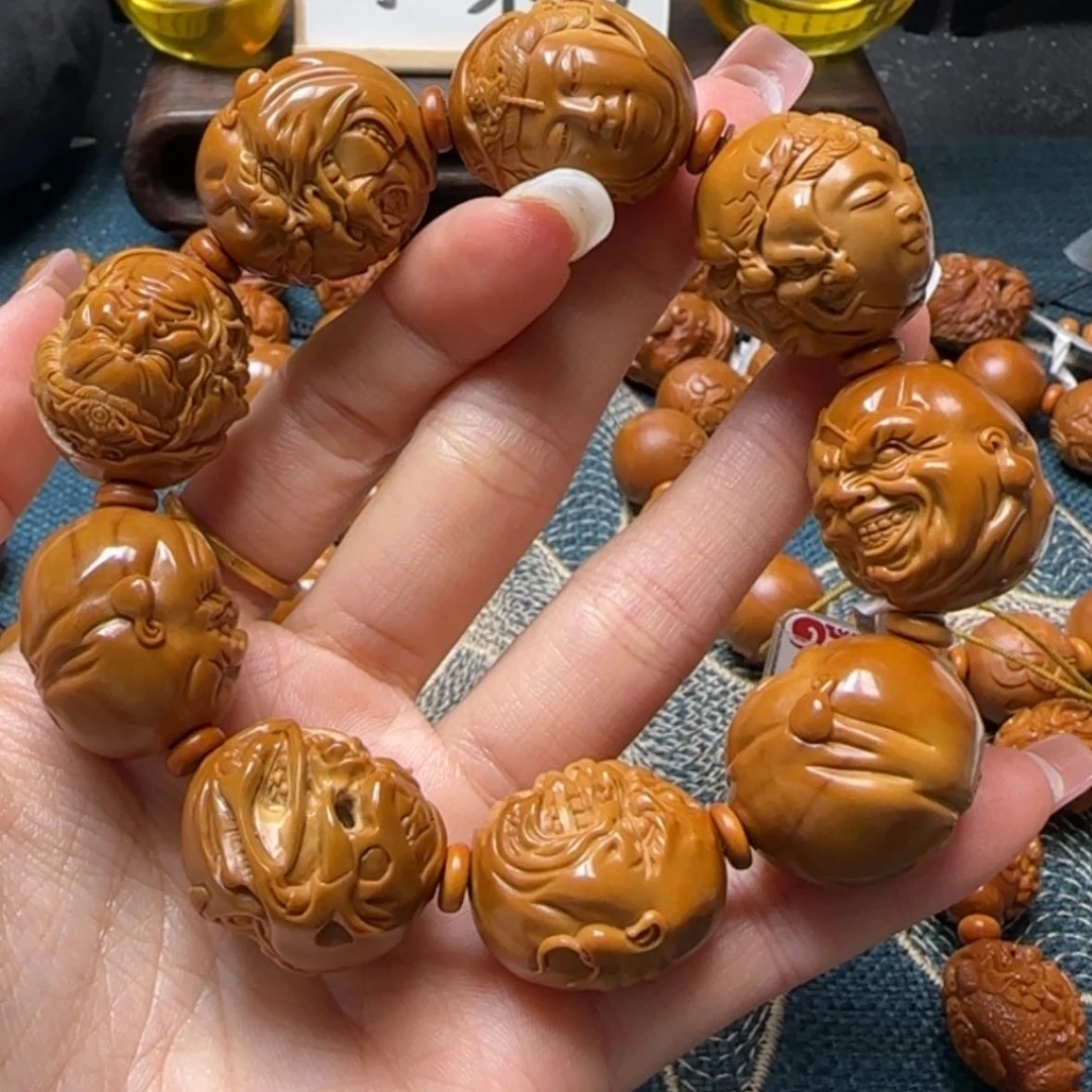【闪购商品】橄榄核手串三面佛