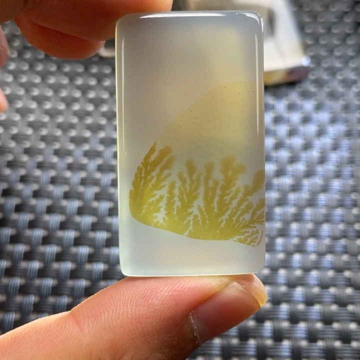 玛瑙/玉髓颈饰未镶嵌梧**黄