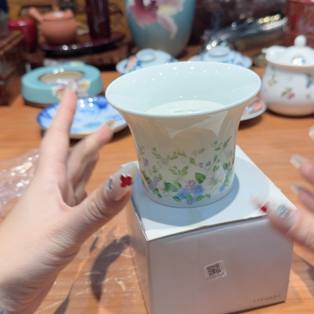 瓷片姗姗精品日瓷  漂亮   瓷器瓷片