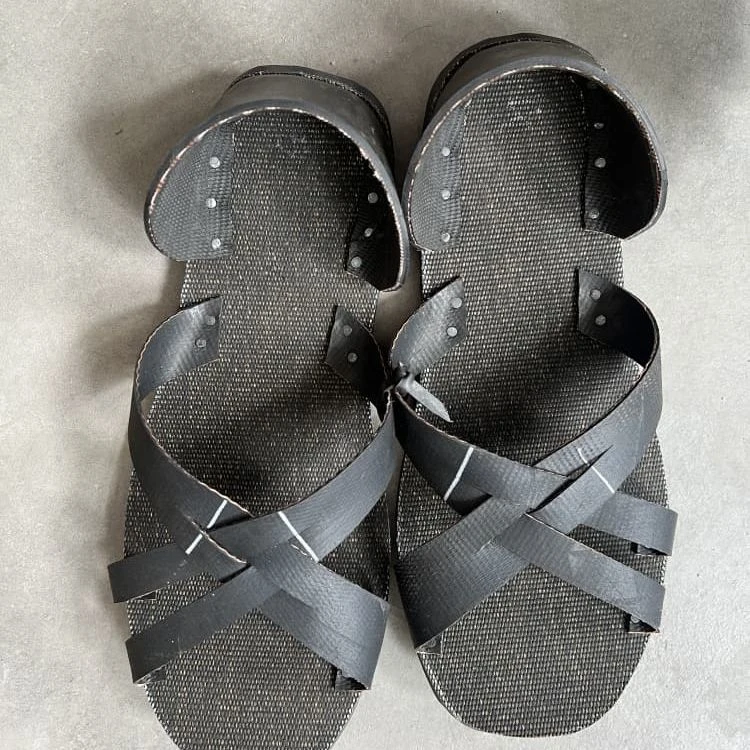 山东休闲大纯橡胶耐磨外穿跑步沂蒙山轮胎轮胎凉鞋男款轮胎鞋男鞋