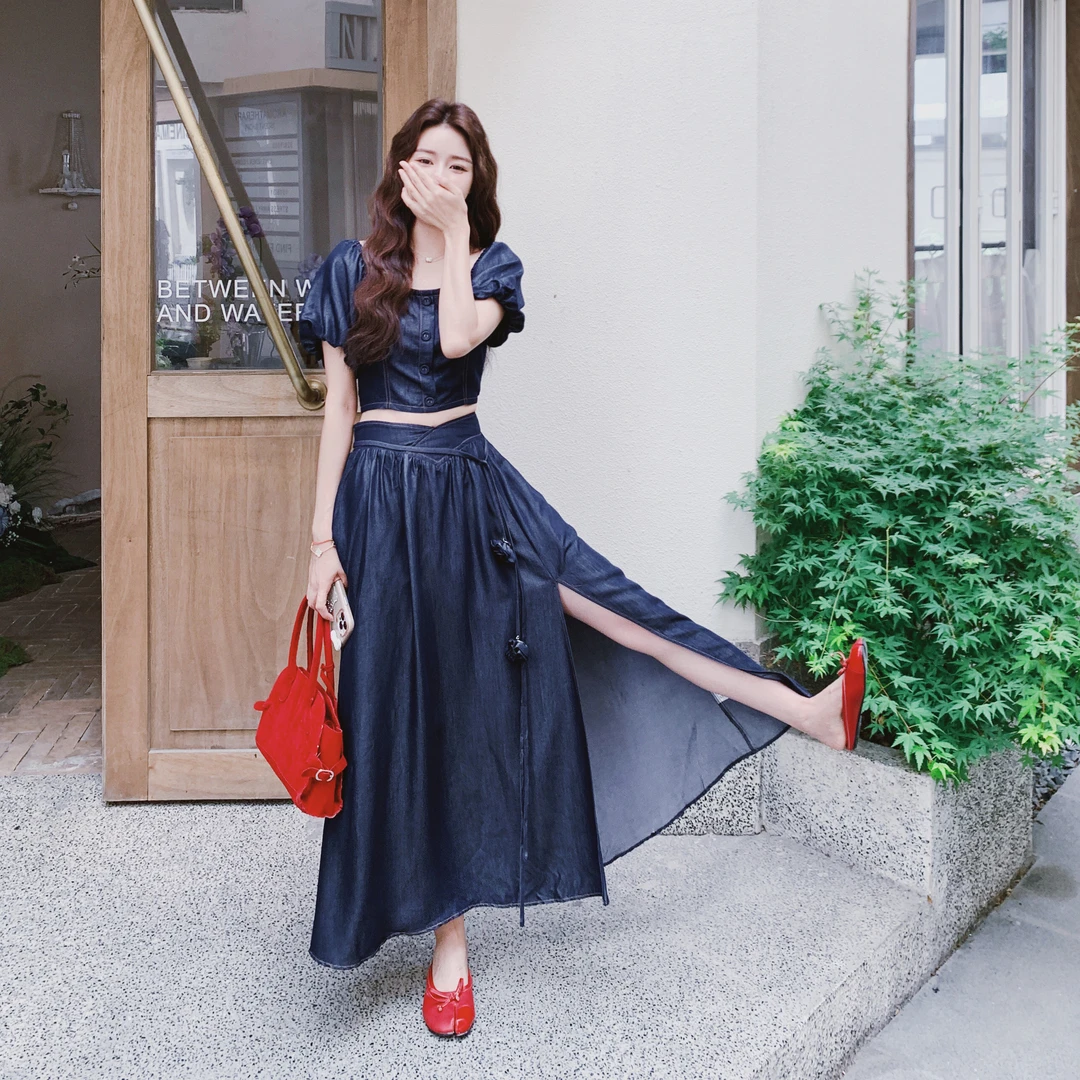 复古港风牛仔套装裙女2025夏新设计感泡泡袖上衣开叉半身裙两件套