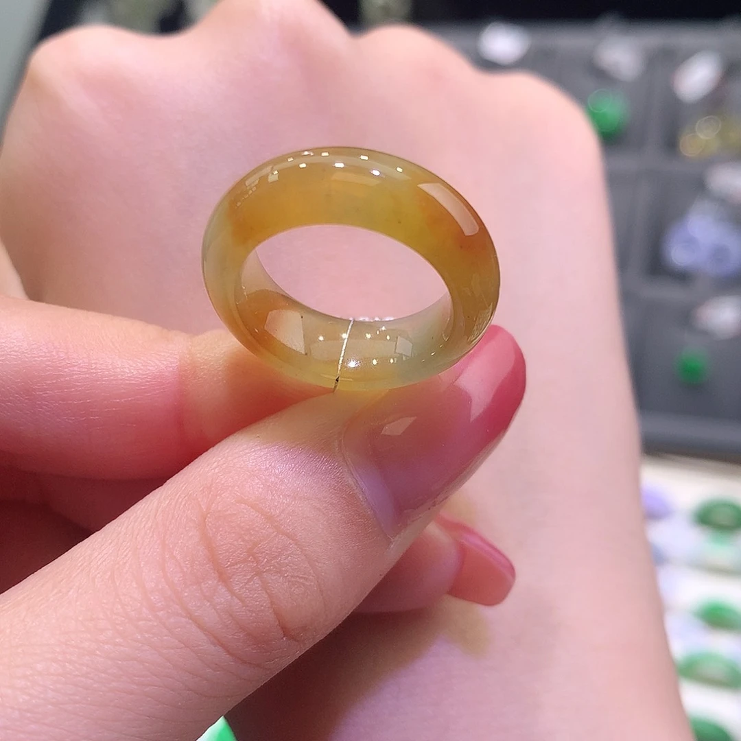 未镶嵌戒指翡翠翡翠
