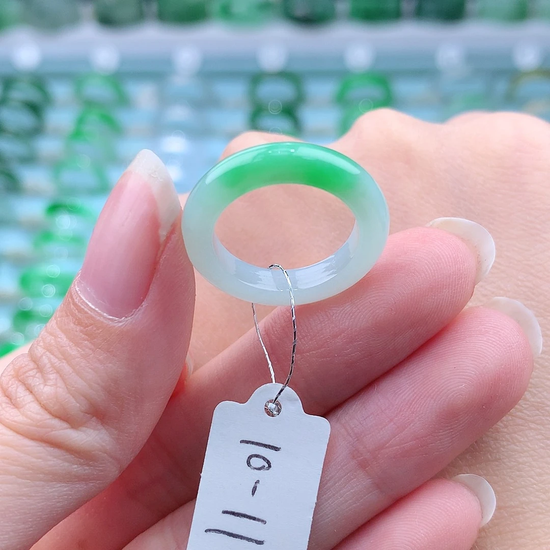 翡翠戒指未镶嵌M*w缅甸翡翠A货