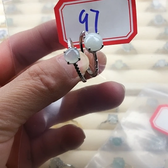 翡翠未镶嵌戒指缅甸