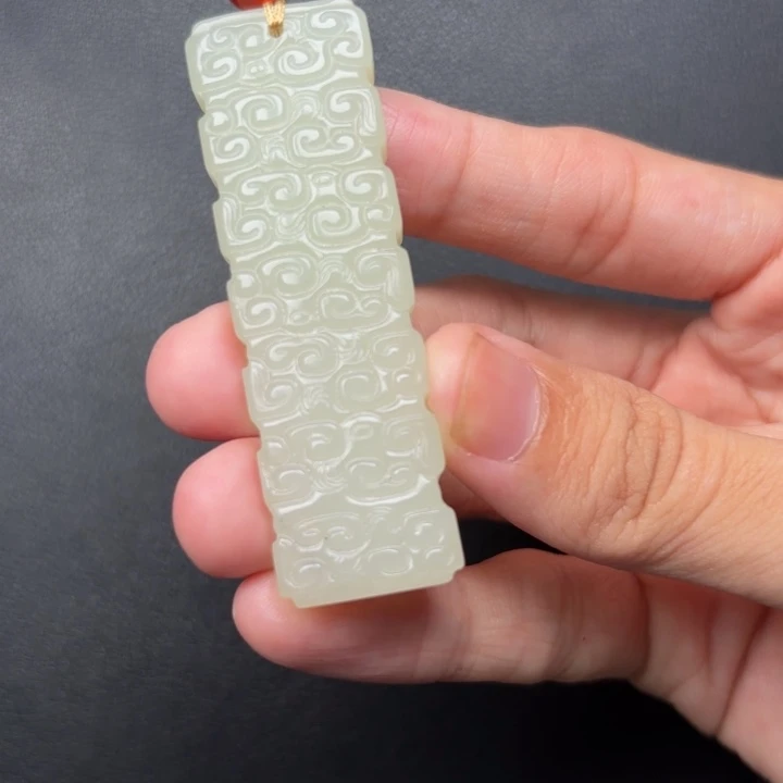 拥***️和田玉未镶嵌颈饰