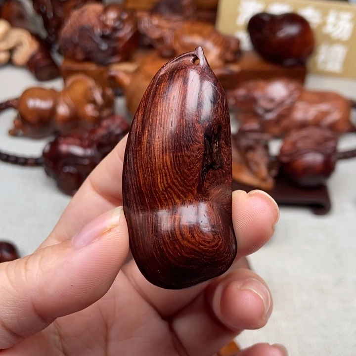 把件黄花梨/降香黄檀小福豆