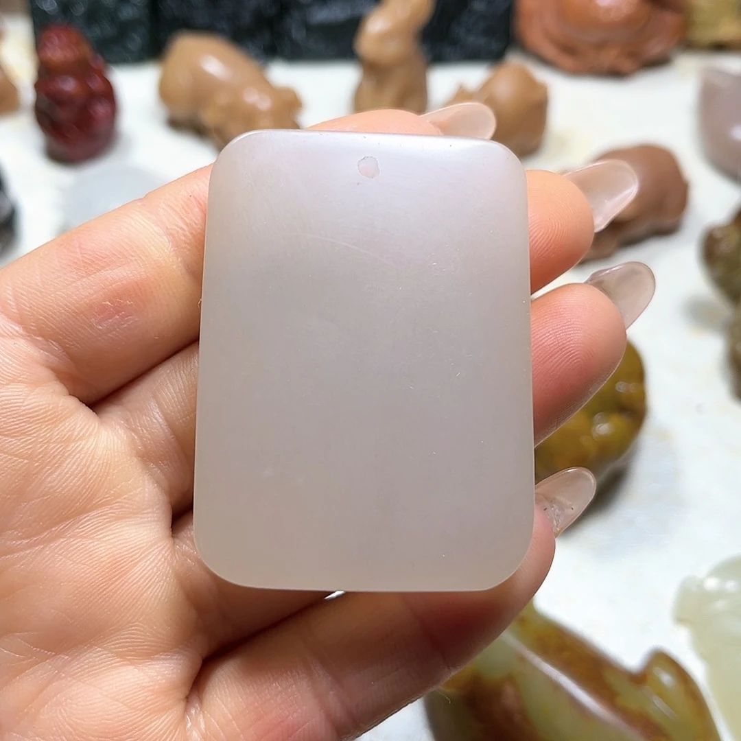 白玉菩提吊坠白玉菩提吊坠