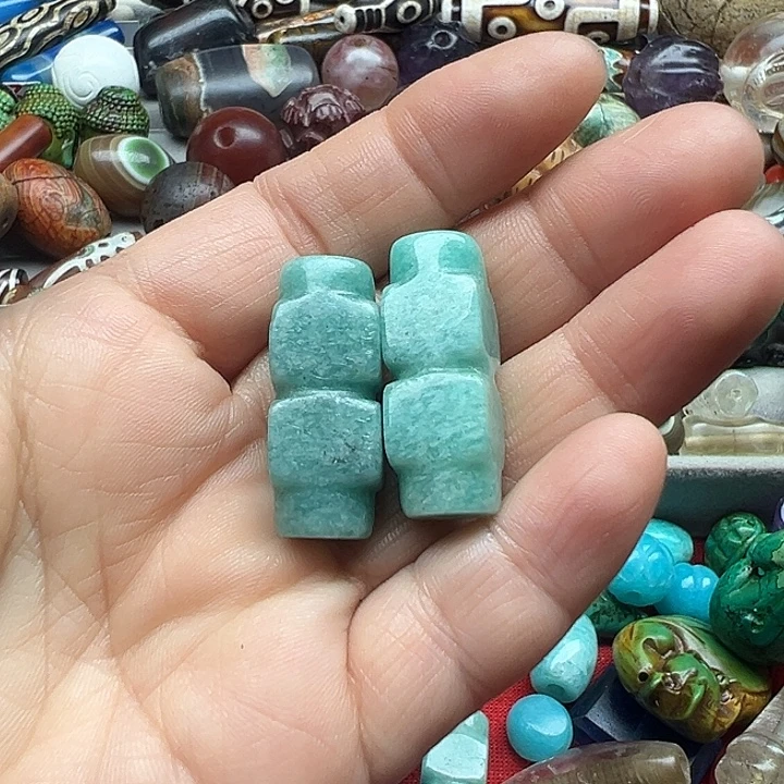 周***凤玛瑙/玉髓未镶嵌颈饰