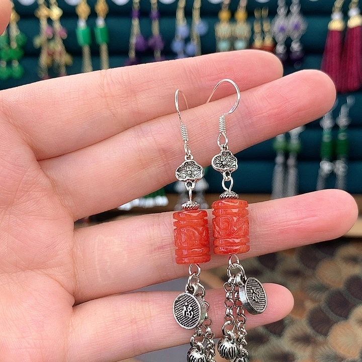 石英质玉耳钉合金