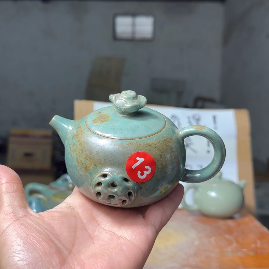 摆件郑家钧瓷摆件微瑕