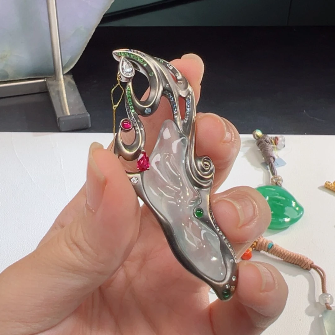 【闪购商品】翡翠挂件未镶嵌金镶吊坠