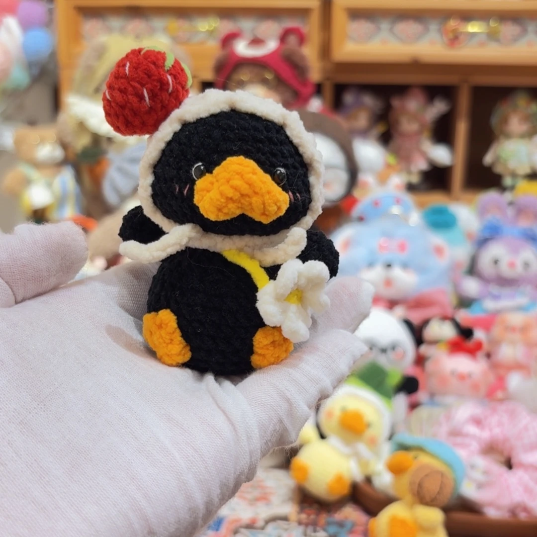 针织品做挂件黑鸭