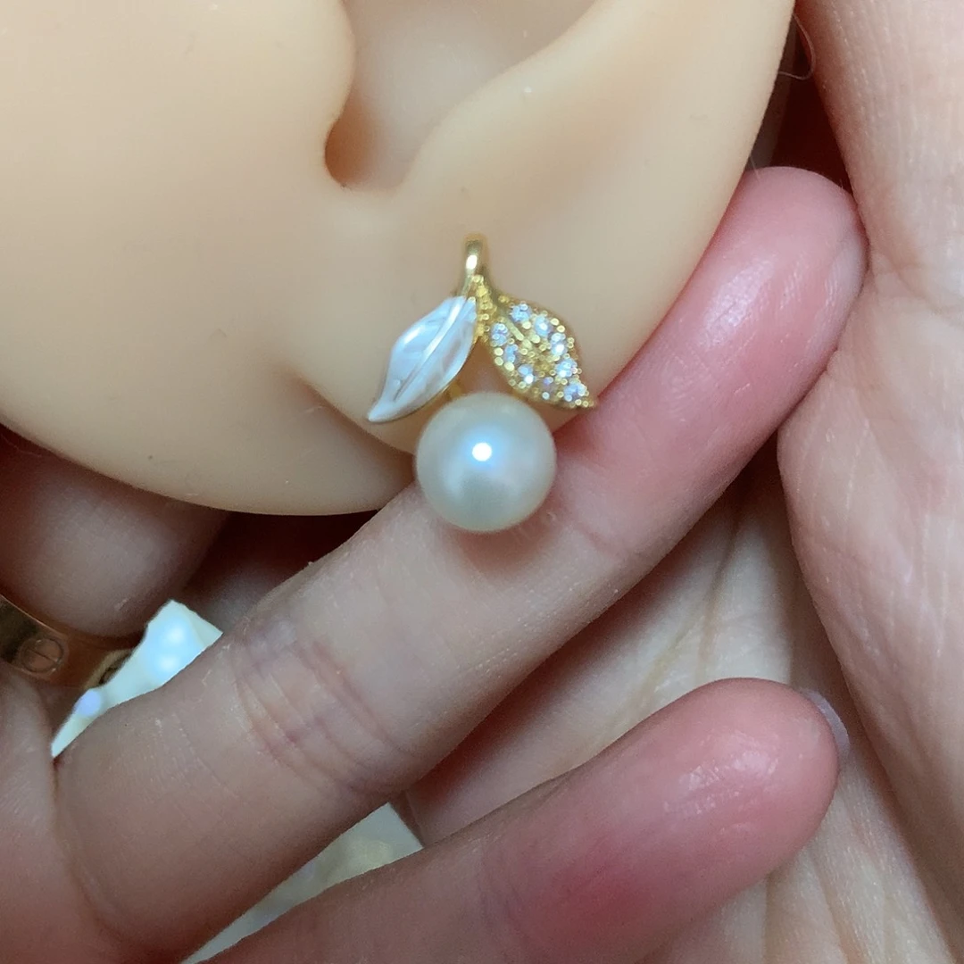 淡水珍珠耳饰合金