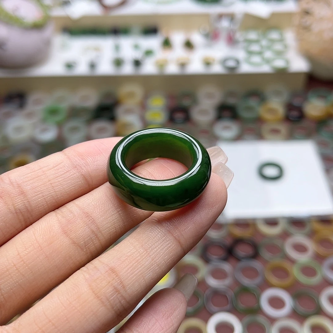 和田玉戒指未镶嵌17.8内径 辣菠菜