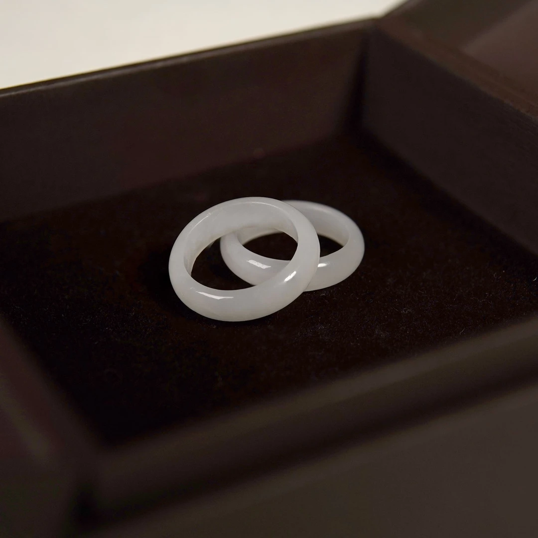 【苏禾珠宝】天然和田玉白玉戒圈 拍一发一多样性发货