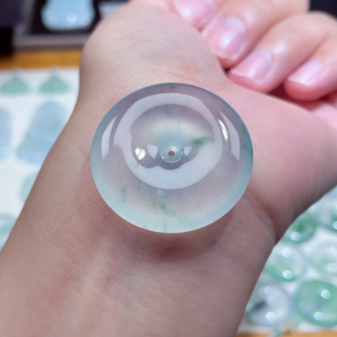 颈饰未镶嵌翡翠扣子