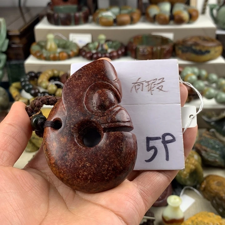 岫岩河磨玉（透闪石质玉）未镶嵌珠宝奇石
