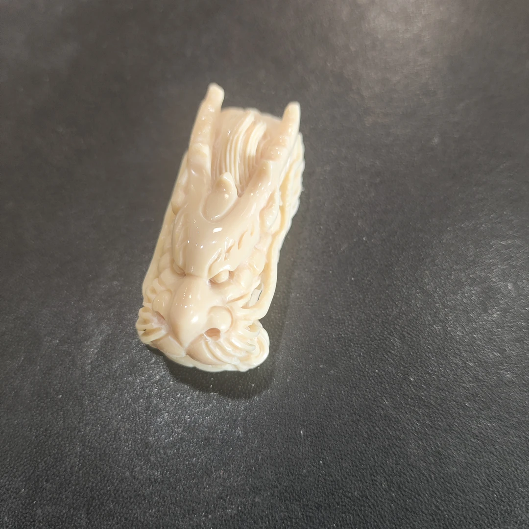 猛犸约22.4克雕刻件ZL1131