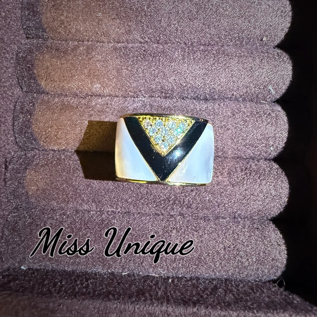 戒指 S2361外贸黑色V贝壳戒指