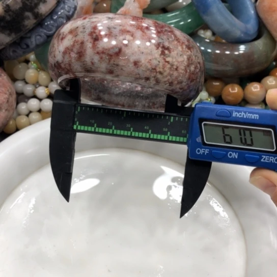 未镶嵌石英质玉珠宝半成品26