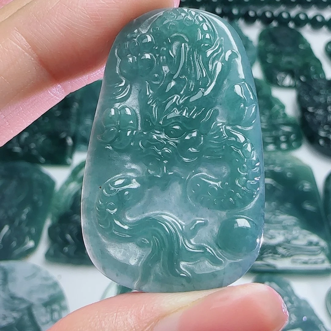 翡翠挂件未镶嵌1111111111111111