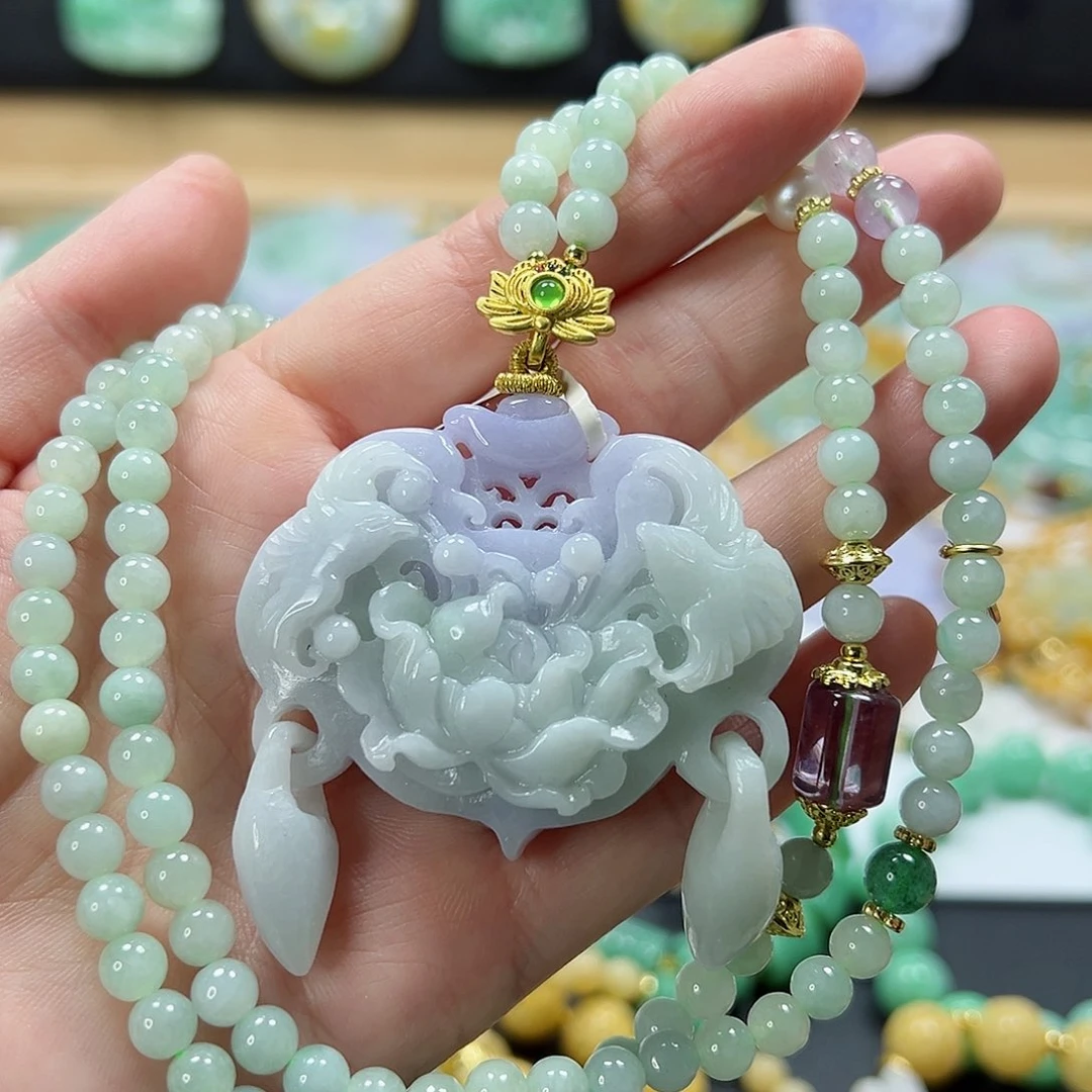 颈饰未镶嵌翡翠吊坠