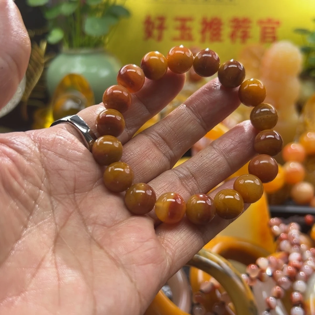 石英质玉未镶嵌颈饰