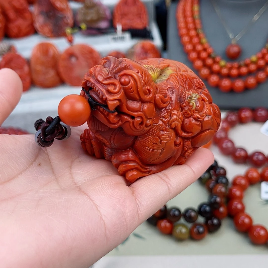 宁***…手链未镶嵌南红玛瑙瓦西柿子红貔貅摆件