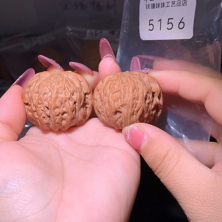 文玩核桃把件铁锤42