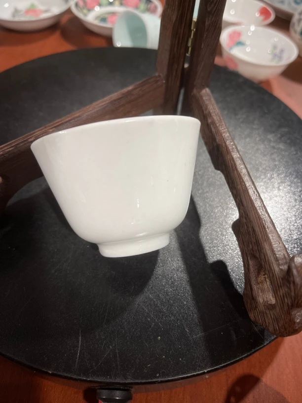 国营老厂群力80年代白胎压手杯（80毫升）器型好瓷胎优尾货微瑕