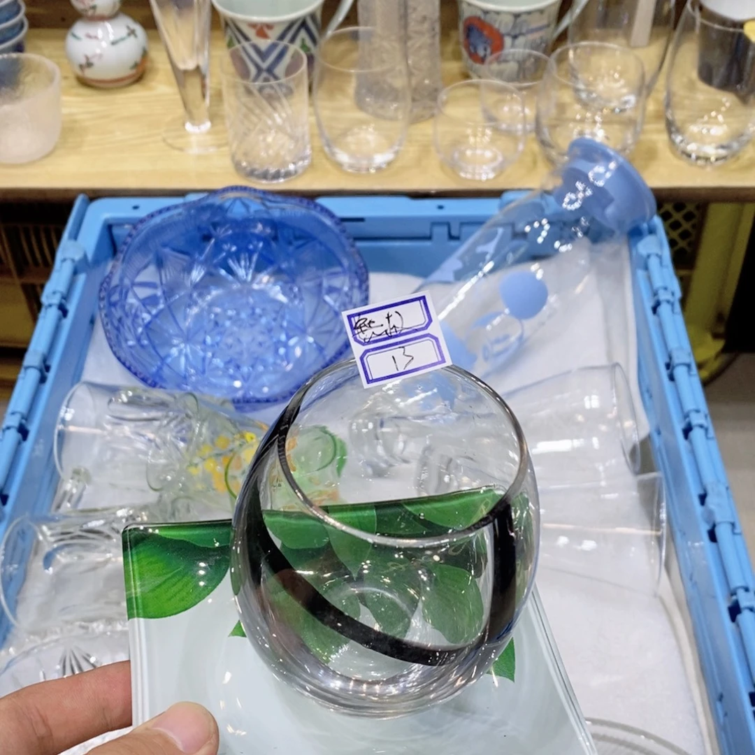 無***祈瓷片里，哈哈哈哈哈哈哈哈