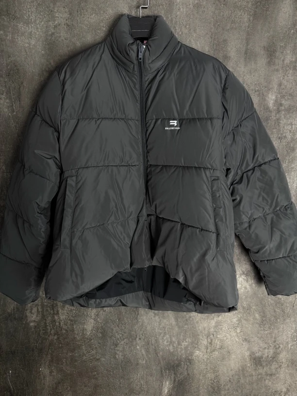 全新未使用 Balenciaga/巴黎世家 Sporty双勾羽绒服/00456