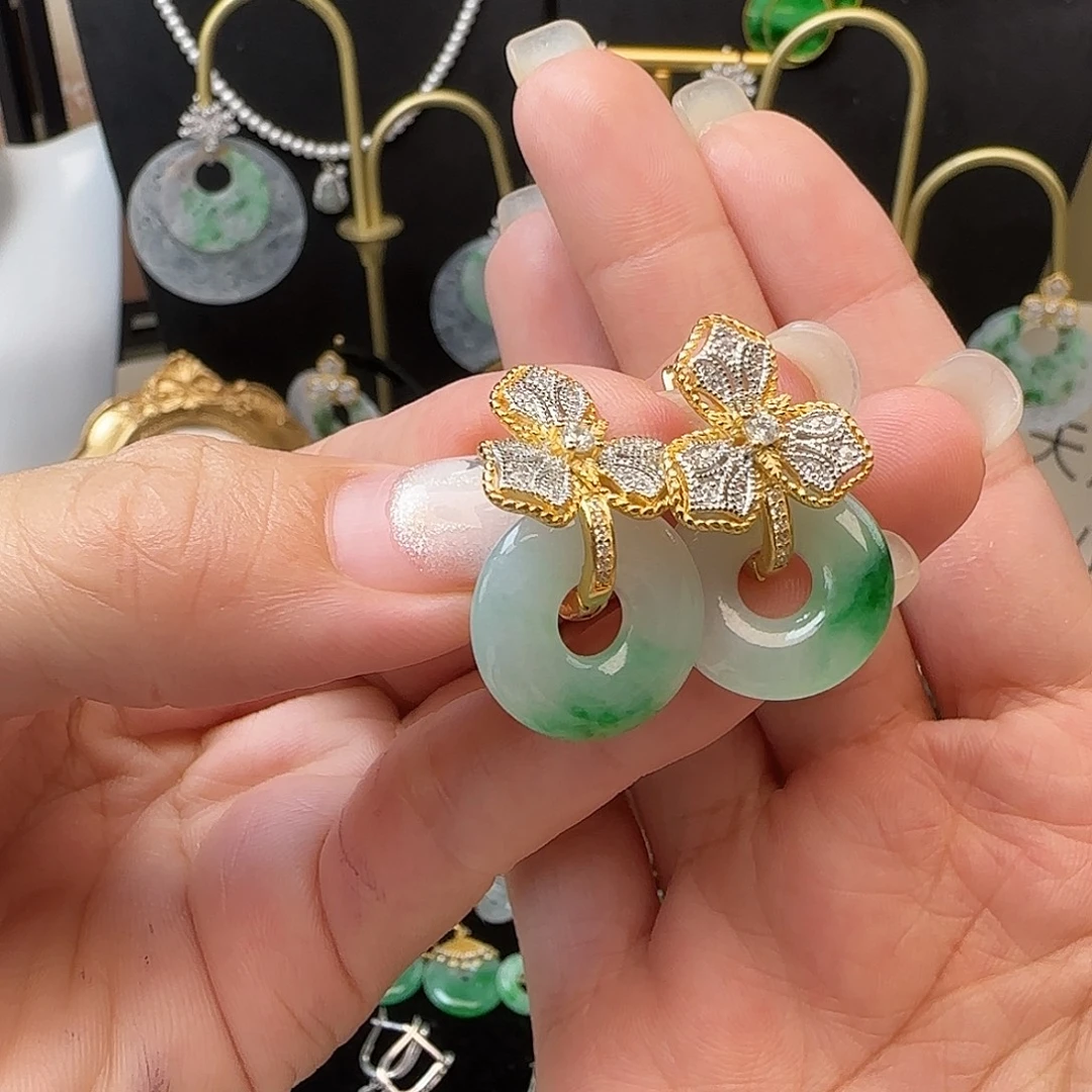 布***娃翡翠银S925镶嵌耳饰耳包款