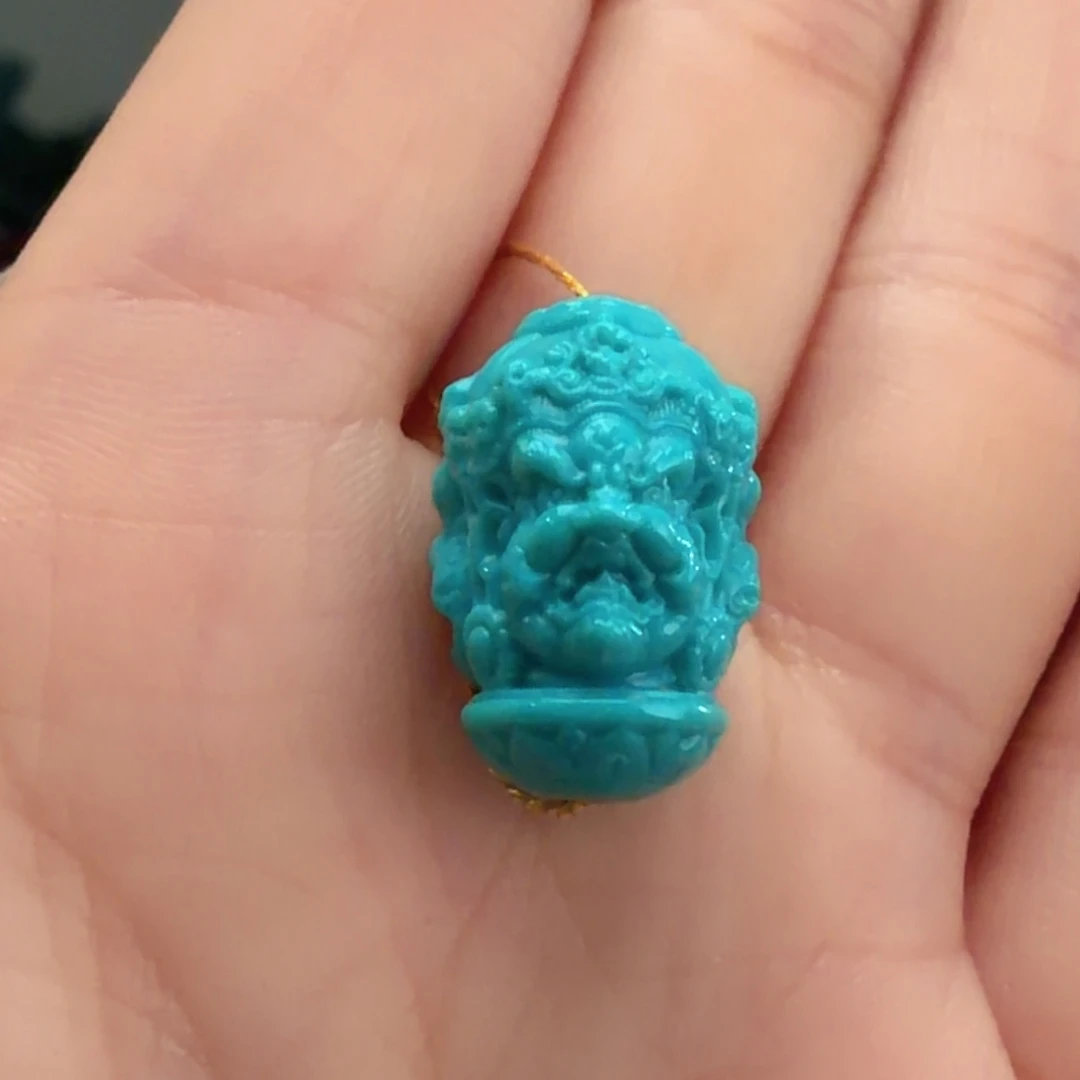 绿松石未镶嵌颈饰