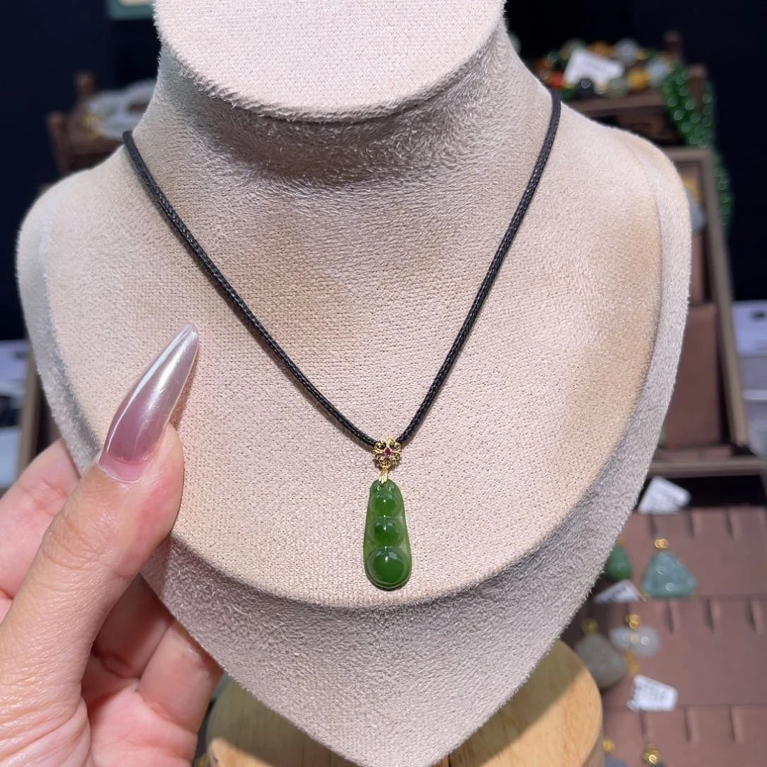 和田玉银S925镀金镶嵌吊坠(赠链)