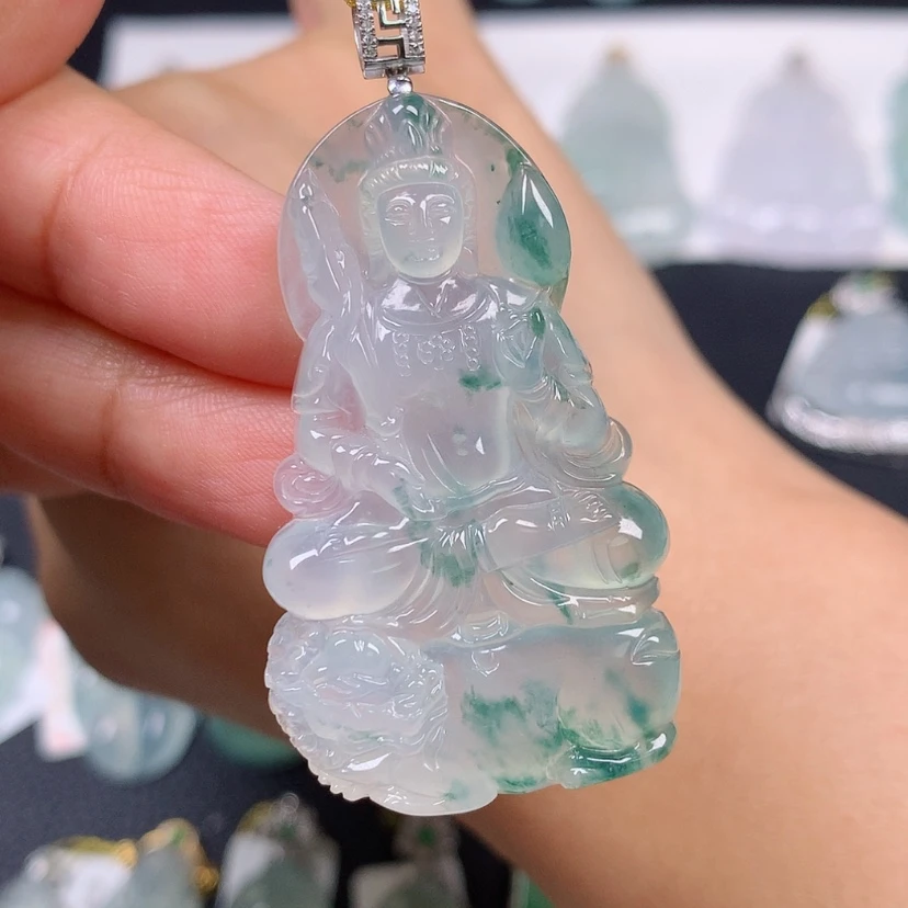 【闪购商品】翡翠18K金镶嵌颈饰虚空藏