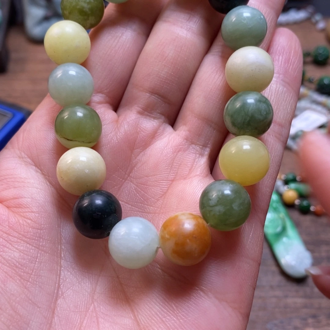 翡翠未镶嵌颈饰复古国风