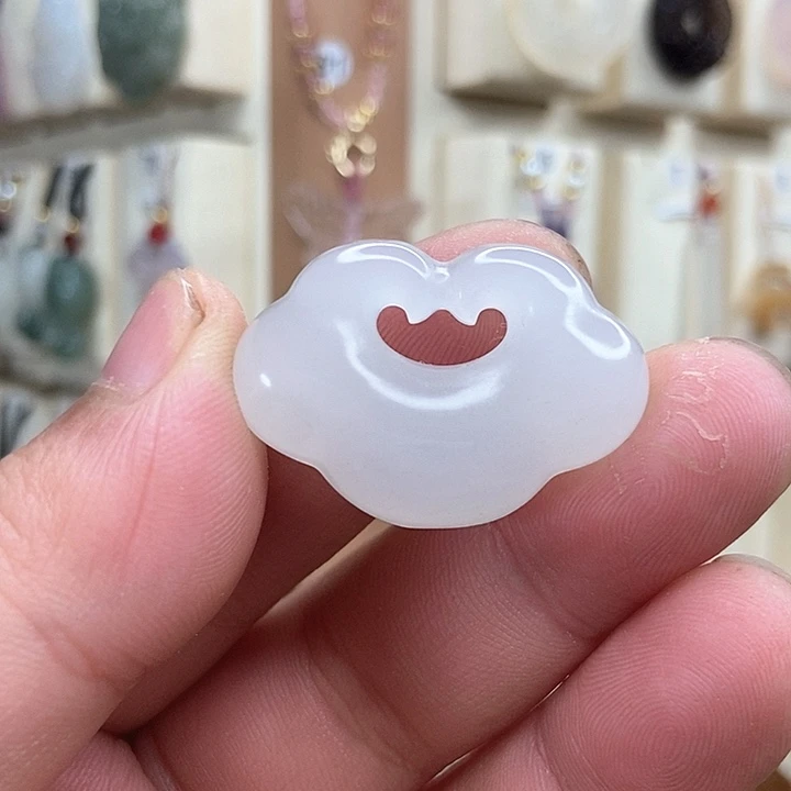 玛瑙/玉髓颈饰未镶嵌肉****?