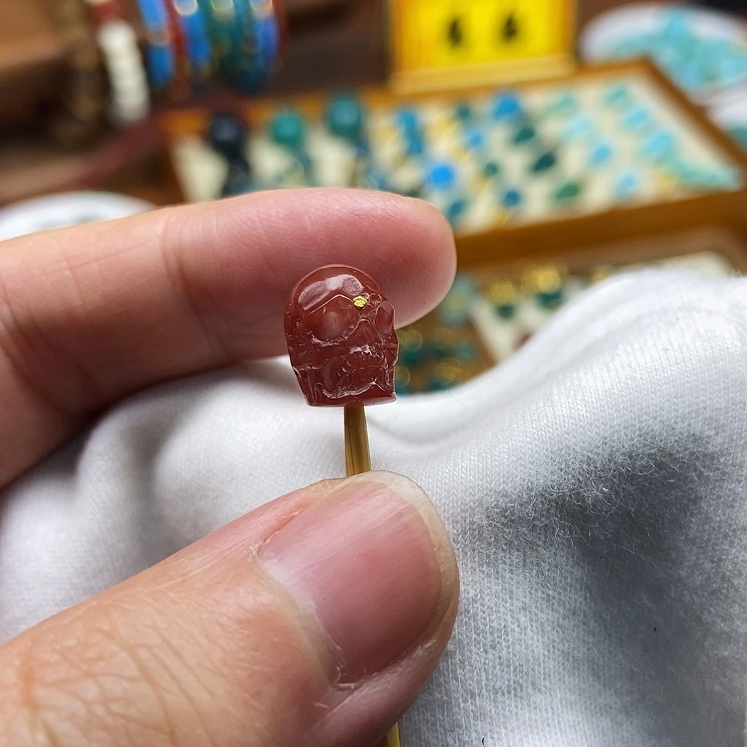 南红玛瑙未镶嵌珠宝奇石