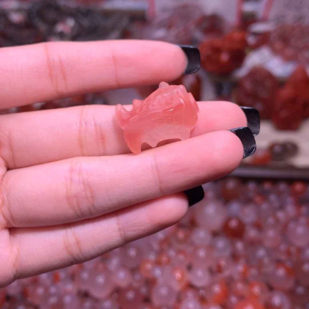 南红玛瑙未镶嵌珠宝半成品鱼