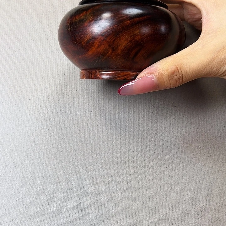 木质晓*老挝大红酸枝木茶叶罐一个