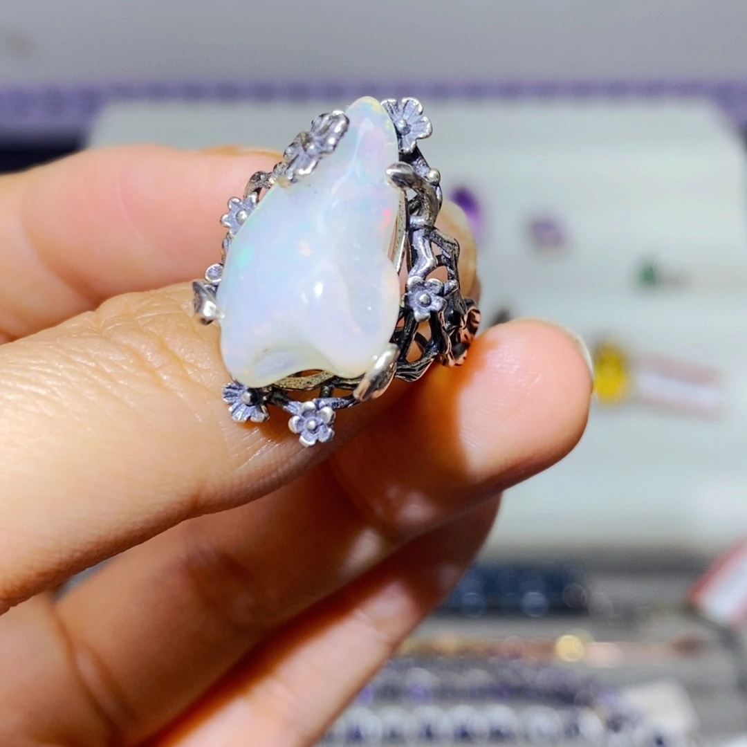 银S925镶嵌欧泊戒指