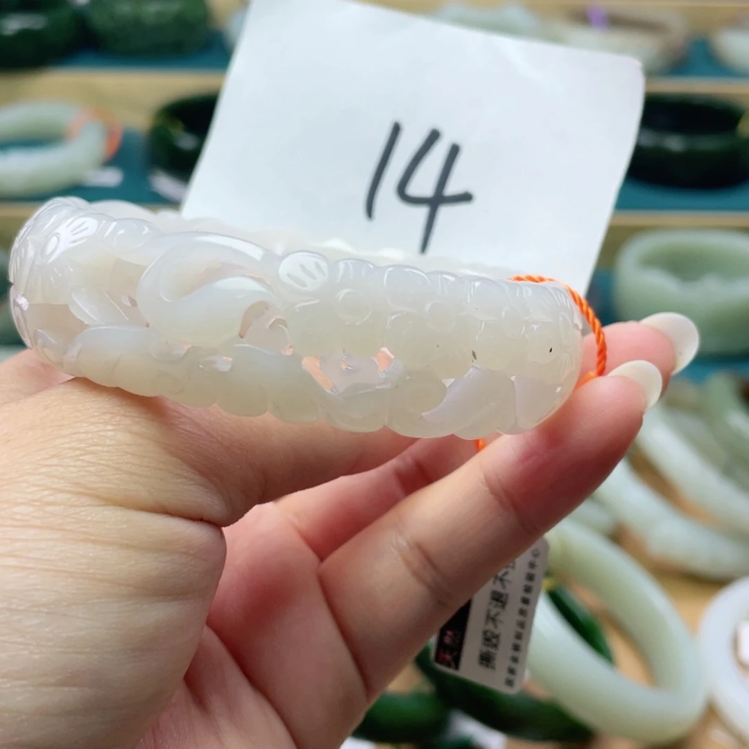 未镶嵌手镯和田玉圈口60