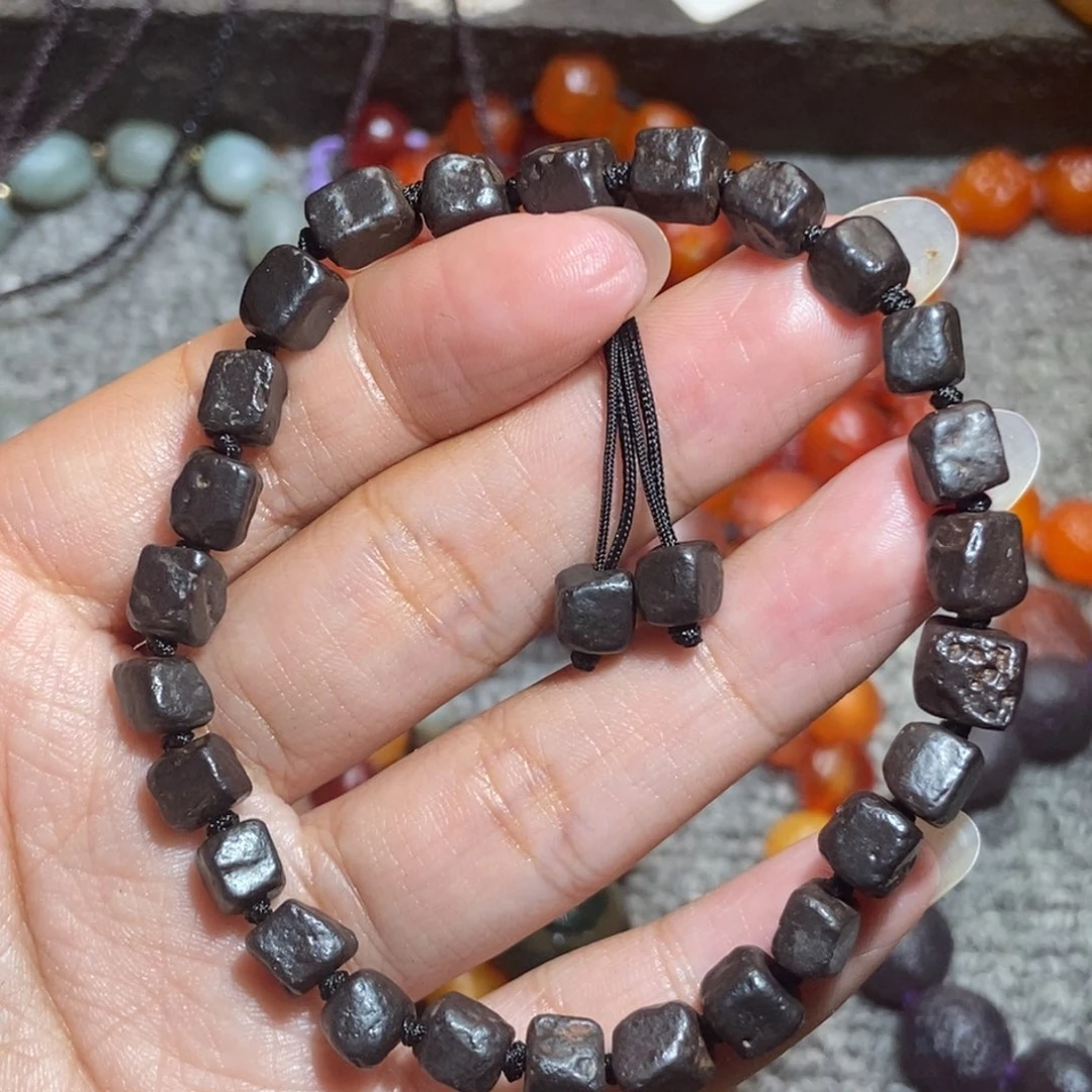 未镶嵌玛瑙/玉髓珠宝半成品