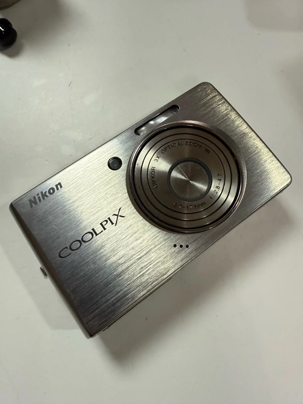 9新 Nikon/尼康 尼康s500 710像素 3倍光学变焦