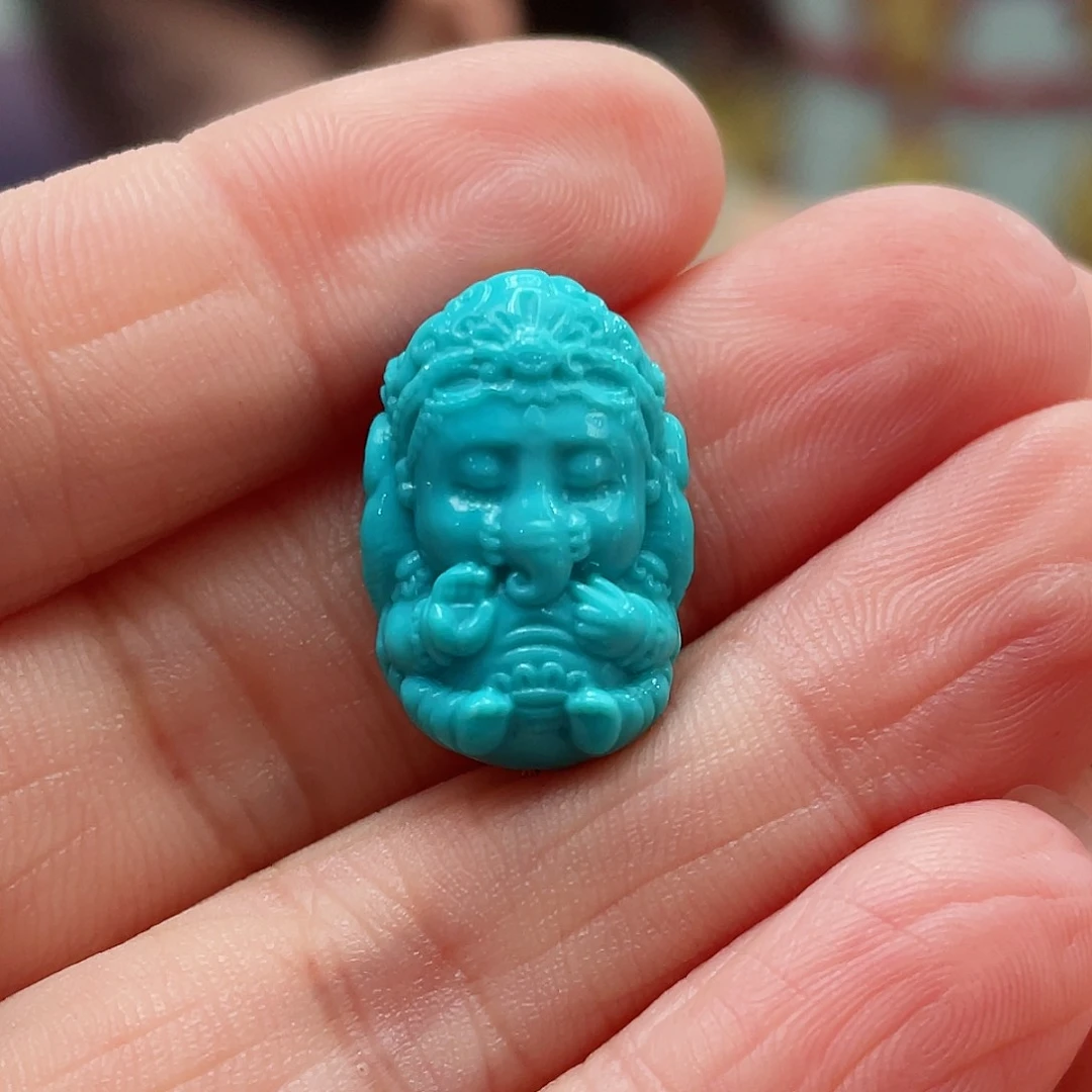 绿松石颈饰未镶嵌